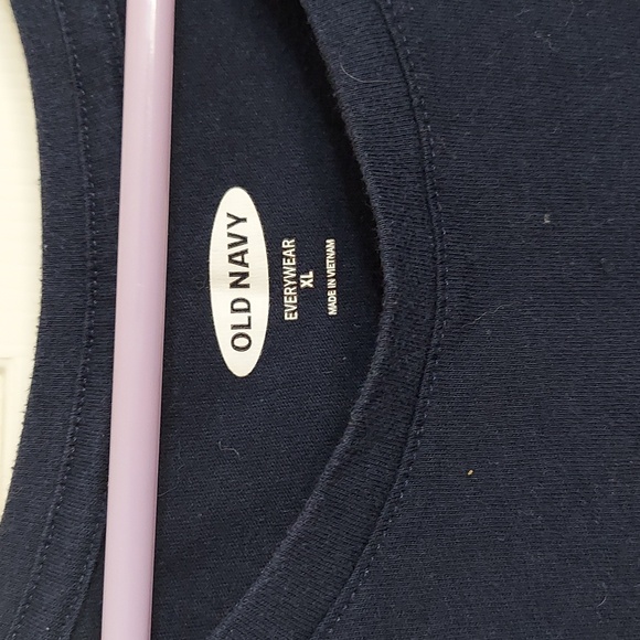 Old Navy women's Tee Shirt Xl - Picture 2 of 3